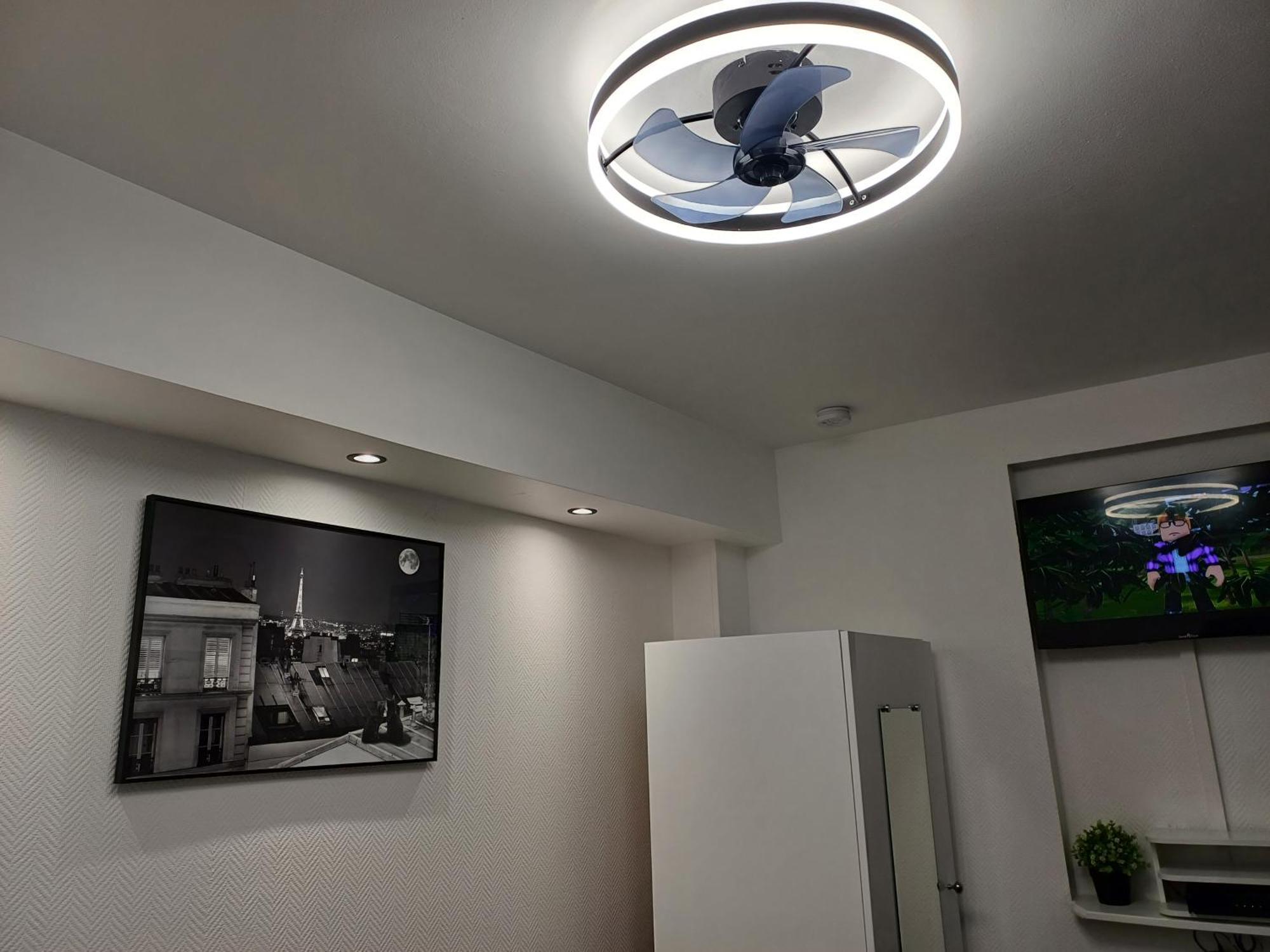 Bright Small Studio Paris Saint Ouen Buitenkant foto